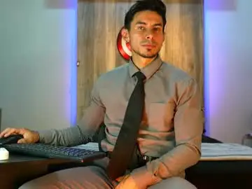 Chaturbate Free Porn Cam of andrew_elliot