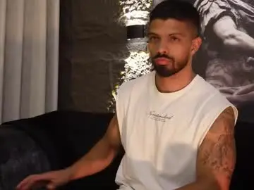 Chaturbate Watch Live Sex Cams of dann_saenz