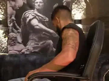 Chaturbate Best live sex cam show of dann_saenz