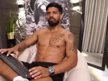 Chaturbate Free Live Porn of dann_saenz