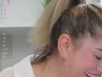 Chaturbate Sex Cam of anna_glamlovely