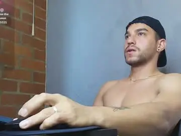 Chaturbate Live Porn of lucky_blessed