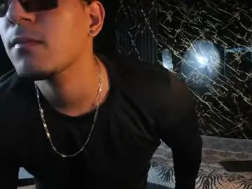Chaturbate Free Live Porn of massimo_vidal