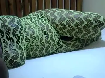 Chaturbate Sex Cam of sexy_bee5