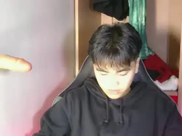 Chaturbate Live Porn of asiancarl_bigcock