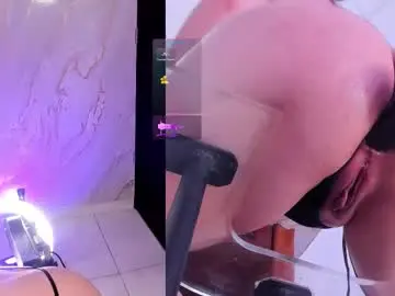 Chaturbate Live Sex Cam of scarlethill_