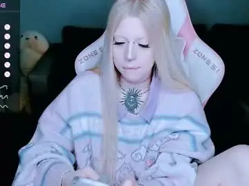 Chaturbate Live Sex Cam of succubus_leslie