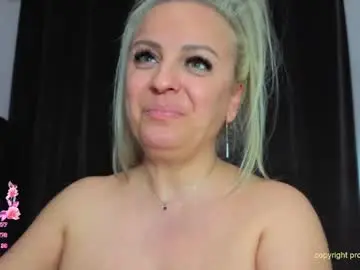 Chaturbate Live Sex Cam of xxmodel69