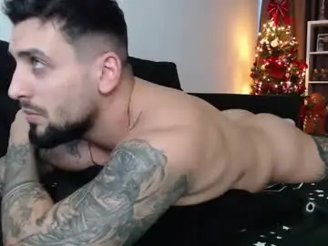 Chaturbate Live Sex Cam of _dylangreen