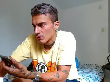 Chaturbate Adult Video Chat of bray_hotboy