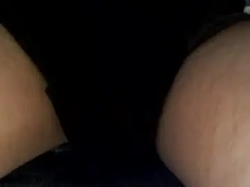 Chaturbate Live Sex Cam of dveinz