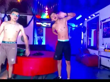 Chaturbate Adult Webcams of extrangers