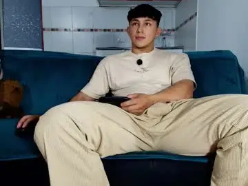 Chaturbate Best live sex cam show of jacques_cardiet