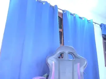 Chaturbate Best live sex cam show of nahomy_ryans