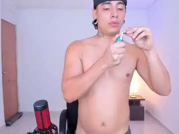 Chaturbate Sex Cam of saenz_hotx