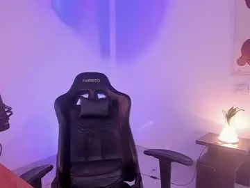 Chaturbate Live Sex of saenz_hotx