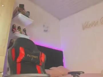 Chaturbate Adult Video Chat of _valeriaa