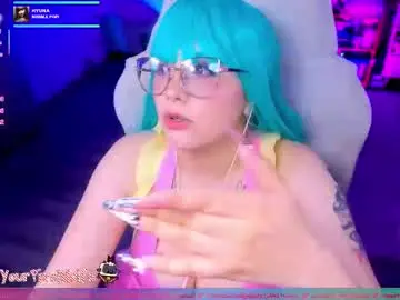 Chaturbate Sex Chat of alyssaromanova