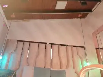 Chaturbate Free Porn Cam of ariana_grande233