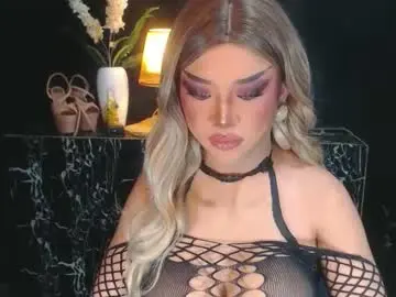 Chaturbate Adult Webcam of hugecockchristine