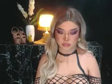 Chaturbate Free Porn Cam of hugecockchristine