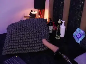 Chaturbate Best live sex cam show of ivi_aiko