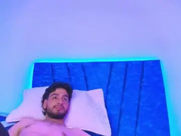 Chaturbate Live Porn of maxi_and_evan