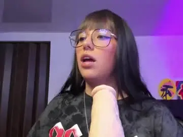 Chaturbate Live Sex Cam of nataliasweet98