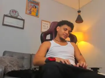 Chaturbate Free Porn Cam of fire_boy69