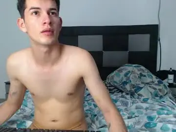 Chaturbate Sex Chat of stepben_and_daniel