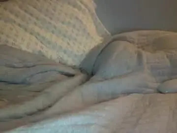 Chaturbate Live Sex Cam of baretwinky