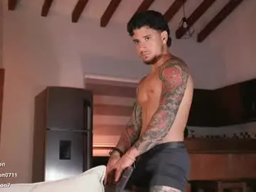 Chaturbate Live Sex Cam of chris_morton