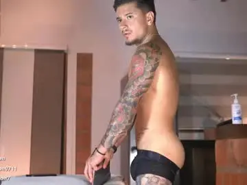 Chaturbate Nude Webcam of chris_morton