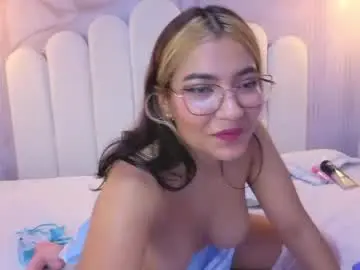 Chaturbate Live Sex of evaa_honey