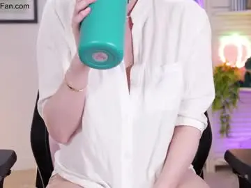 Chaturbate Nude Webcam of island_peach