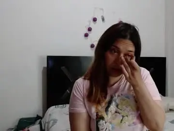 Chaturbate Live Sex Cam of paula_anderson