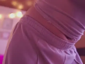 Chaturbate Best live sex cam show of rebecah_1