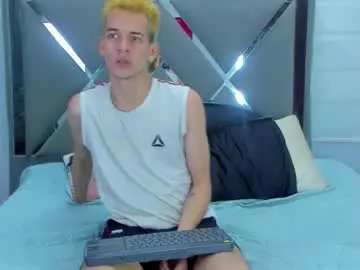 Chaturbate Live Sex Cam of sex_menshott