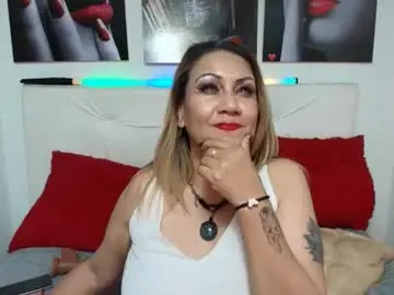 Chaturbate Live Sex Cam of yayita_mature