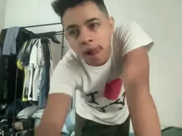 Chaturbate Best live sex cam show of dotadinha