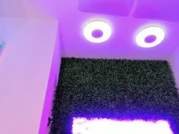 Chaturbate Live Porn of hotfallingdevil