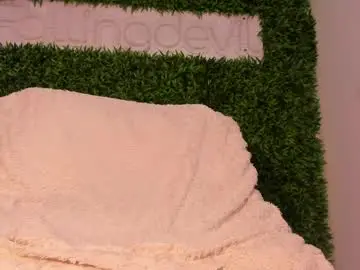 Chaturbate Best live sex cam show of hotfallingdevil