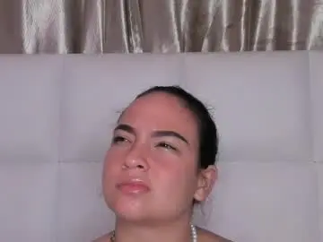 Chaturbate Adult Video Chat of ittlee_angel