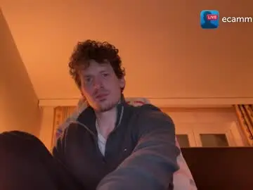 Chaturbate Sex Chat of johnylongstrokes