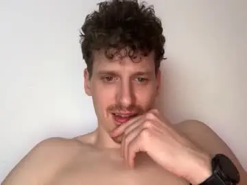 Chaturbate Live Sex Cam of johnylongstrokes