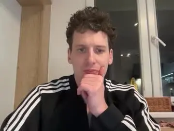 Chaturbate Sex Cam of johnylongstrokes