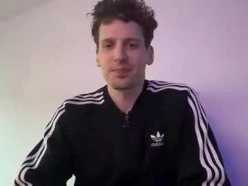 Chaturbate Watch Live Sex Cams of johnylongstrokes