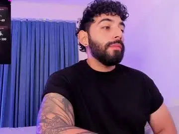 Chaturbate Sex Cam of leo_thewolf