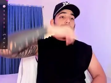 Chaturbate Sex Cam of leo_thewolf