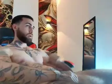 Chaturbate Free Porn Cam of luke_davis01